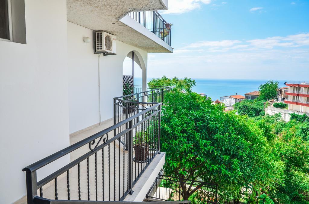 Apartments Cejovic Ulcinj Buitenkant foto