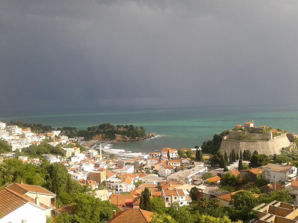 Apartments Cejovic Ulcinj Buitenkant foto